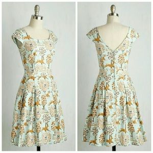 Modcloth A Passing Prance dress size Medium new